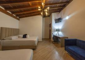 HOTEL BALI AT POBLADO 4
