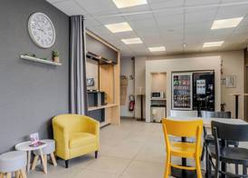 B&B HOTEL Cambrai 3