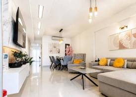 Fems Luxury 3-level Home w Private Jacuzzi 4
