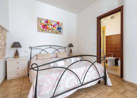 Helios Room 3