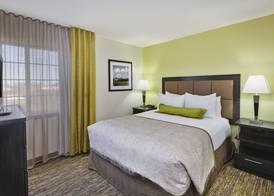 Candlewood Suites INDIANAPOLIS AIRPORT by IHG 2