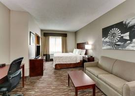 Best Western Plus University Inn & Suites 4