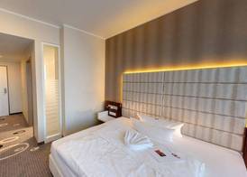 Business-Hotel Artes 5