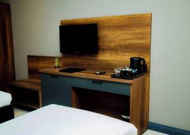 NEW AMAAN HOTEL 5