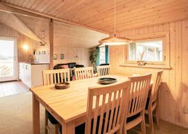Spacious Retreat with Views - By Traum Ferienwohnungen 4