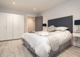 Godfrey Mews 4
