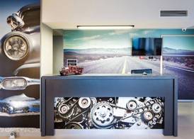 Automobil Hotel 3