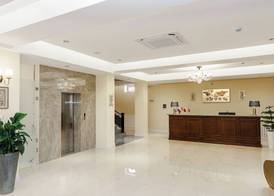 Astoria Plaza Hotel 2