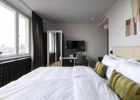 Numa Prague Poise 3
