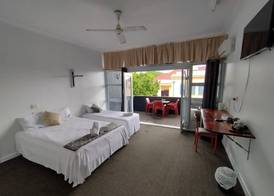 Ayr Hotel 5