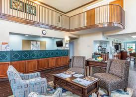 Quality Suites Paducah I-24 3