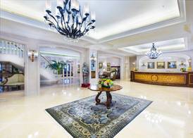 Rocks Hotel 2