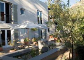 Four Rosmead Boutique Guesthouse 2