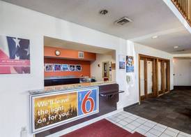 Motel 6 Saukville, WI 4