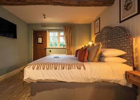 The Old House Inn 4