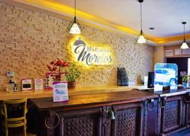 Hacienda Morelos Beachfront Hotel 2