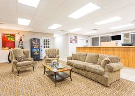 Days Inn by Wyndham Chester 3