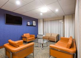 Wingate by Wyndham Springfield 3