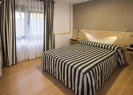 Hotel Puerta de la Santa 2