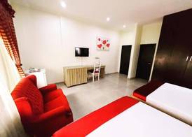 The Ambassadors Hotel 4