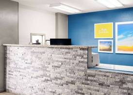 Days Inn by Wyndham Ardmore 4