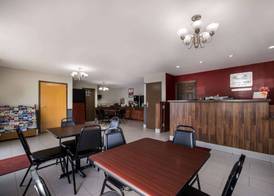 Econo Lodge Inn & Suites Canandaigua - Fingers Lake Area 3