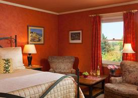 L'Auberge Provencale Inn & Restaurant 3