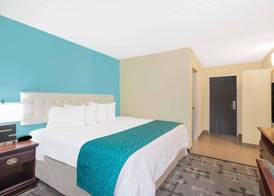 Howard Johnson by Wyndham Saugerties 3