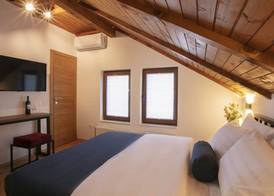 Grand Boutique Hotel 3