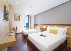 Sunny Ocean Hotel & Spa 5