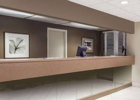 Howard Johnson by Wyndham Niagara Falls 2