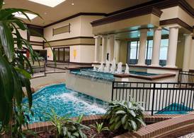 Holiday Inn & Suites CINCINNATI-EASTGATE (I-275E) by IHG 4