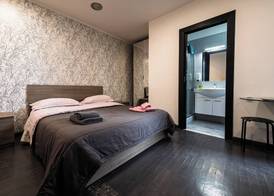 PIGNATELLI GUEST HOUSE 4