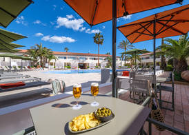 Oassium Hotel - Adults Only 4