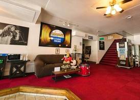 Hotel CAMELOT 2