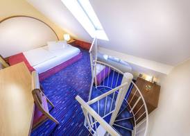 Hotel am Schillerpark 5