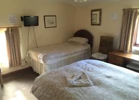 The Fox & Hounds Inn 3