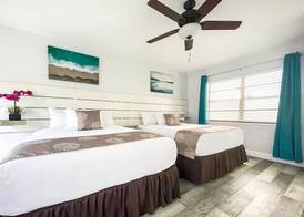 Silver Spray Motel 4