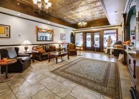 The Alcalde Hotel By Oyo 3