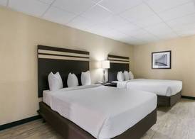 Eisenhower Hotel and Conference Center 5
