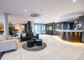Paxton Hotel 2