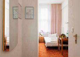 Hotel BELLEVUE am Kurfürstendamm 3