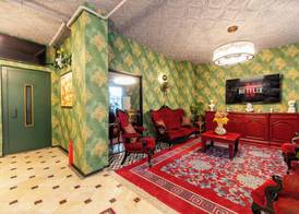Hexa Suites Hotel 3