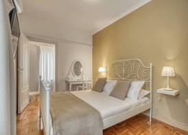 ATRHOME penthouse Frattina 2