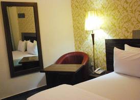 Tuscany Suites 5