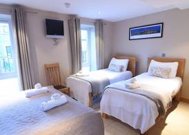 The Eyre Square Townhouse 3