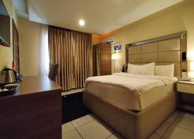 Iris Hotel 3