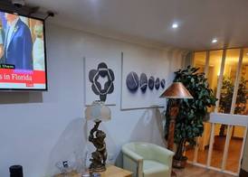 Travel Plaza Hotel 5