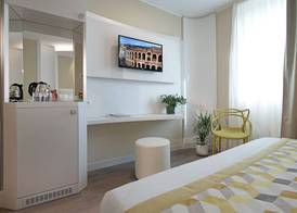 Ark Hotel 2