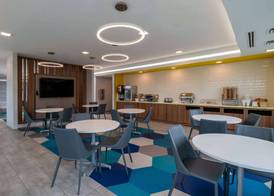 Microtel Inn & Suites by Wyndham Winchester 4